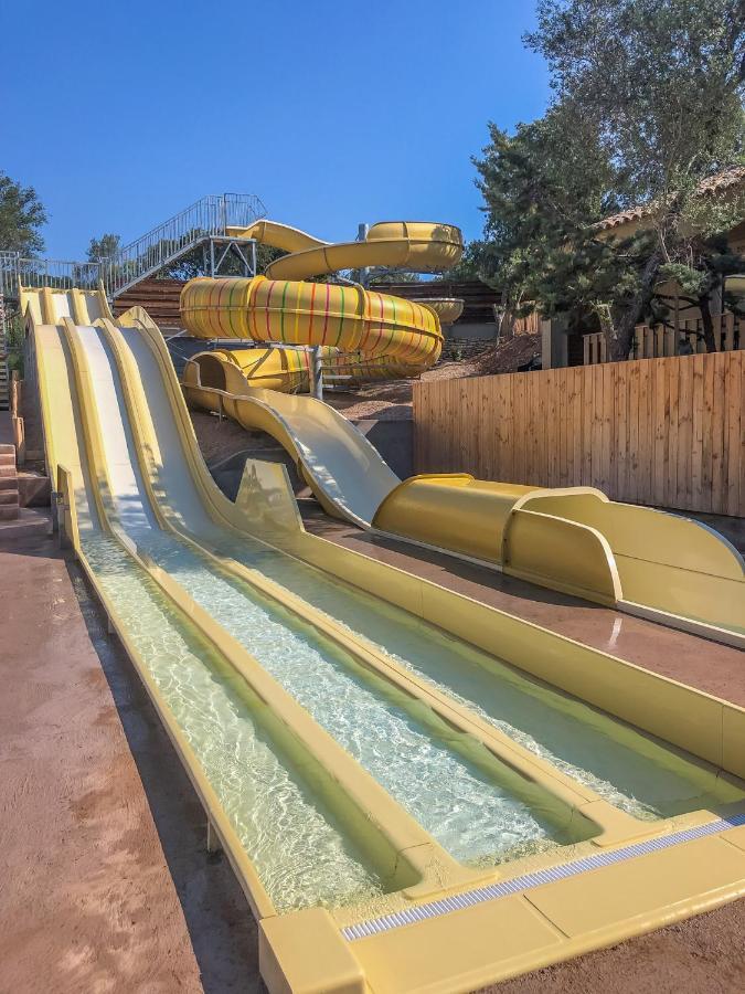Les Suites De Pertamina Бонифачо Экстерьер фото